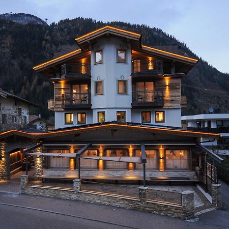 Hotel Viktoria & Landhaus Joggl Mayrhofen Buitenkant foto