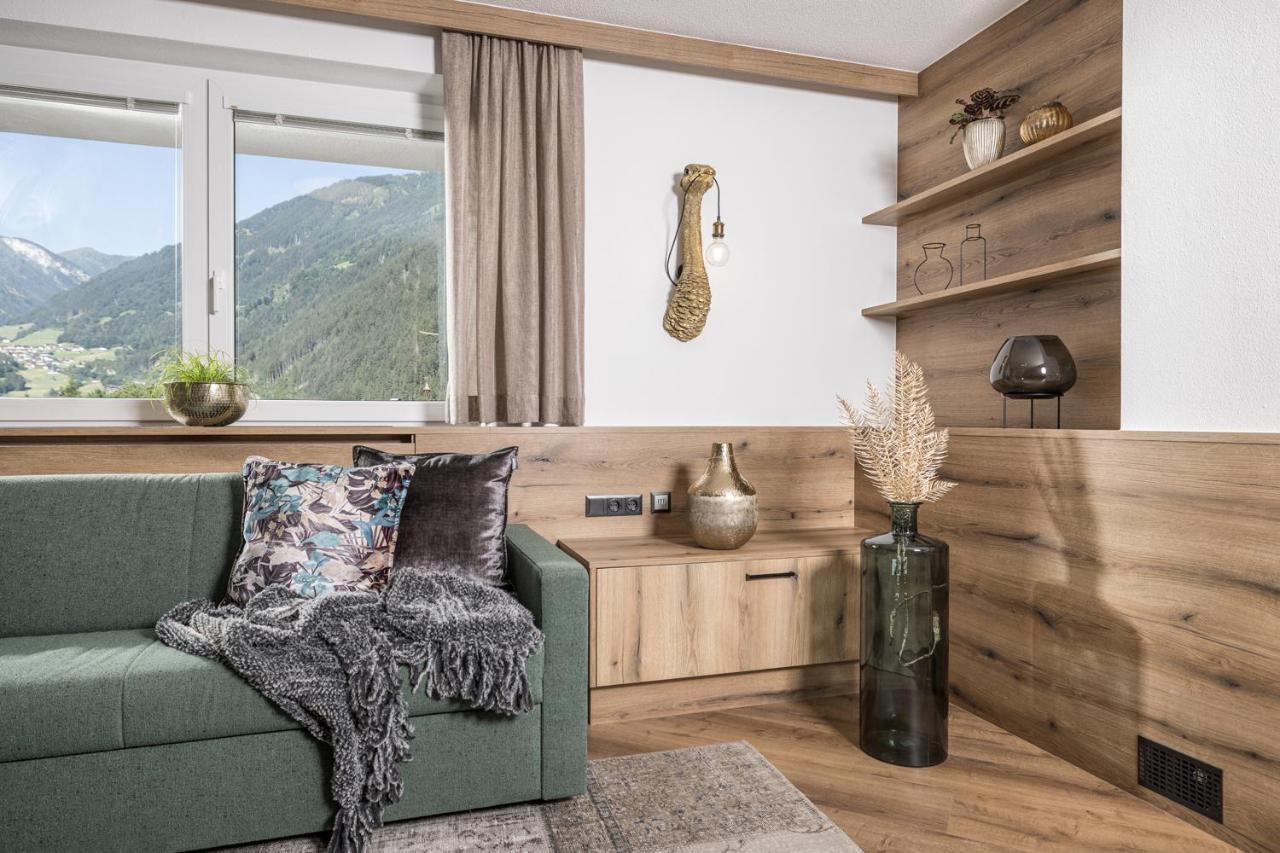 Hotel Viktoria & Landhaus Joggl Mayrhofen Buitenkant foto