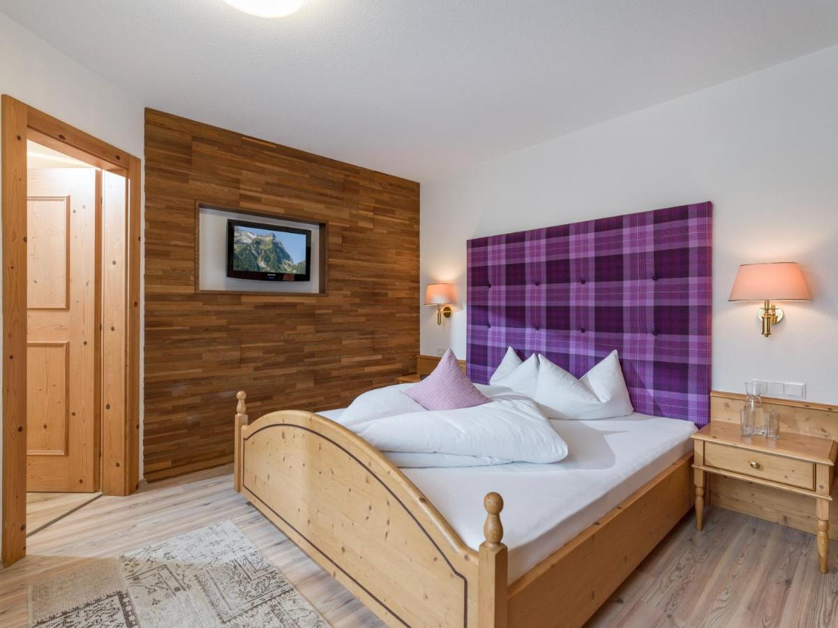 Hotel Viktoria & Landhaus Joggl Mayrhofen Buitenkant foto
